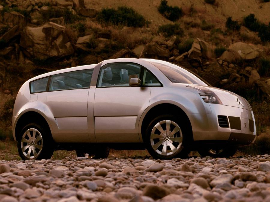  Citroen C-Crosser Concept 2001 года  (фото 21 из 28)